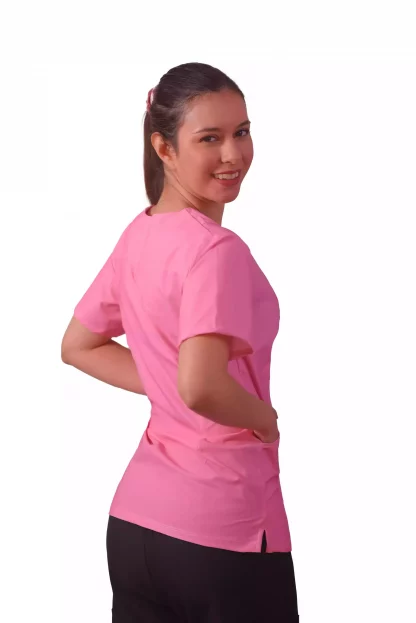 Top uniforme clínico diseño liso color rosado