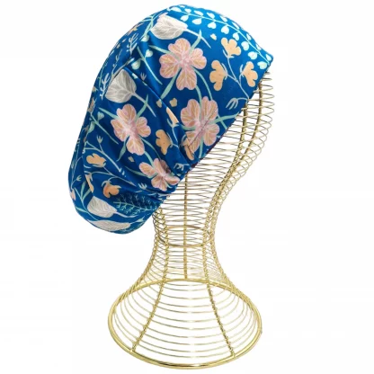 Gorro clínico diseño flores marinas color azul rey tela poliester elasticada