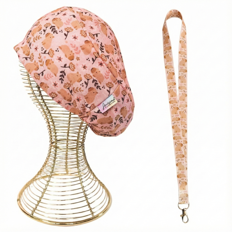 pack-gorro-lanyard-capibara-aurisima